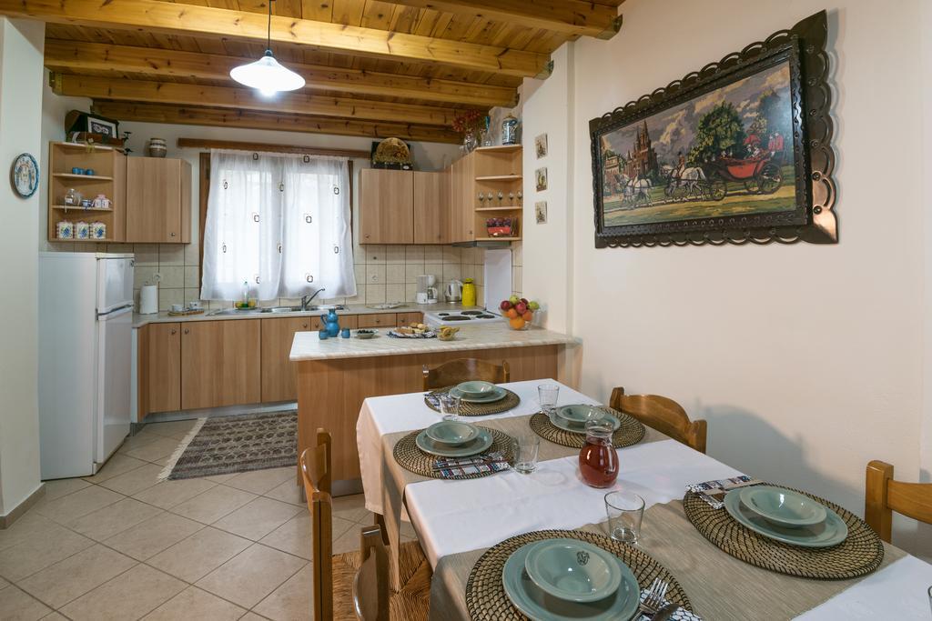 Athina's House Alonai