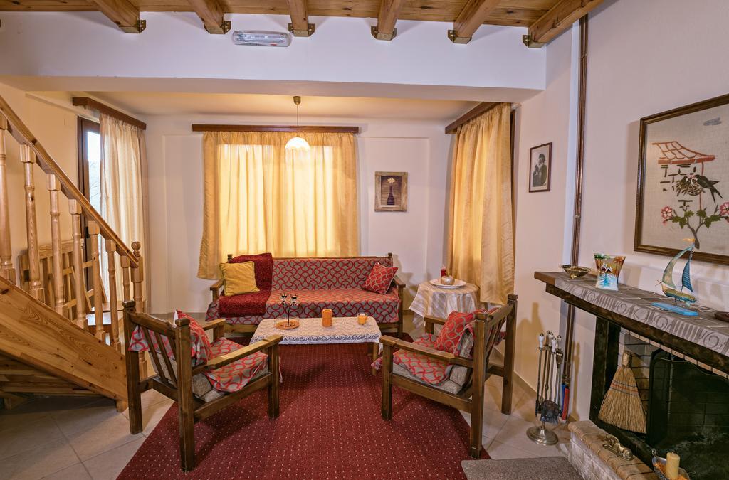 Athina's House Villa *